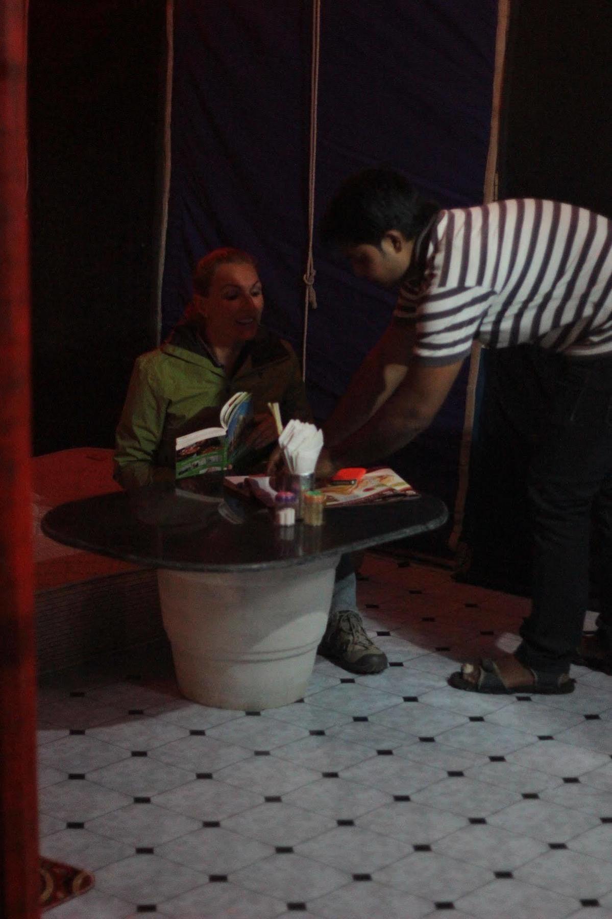 Pyrenees Homestay Agra  Bagian luar foto